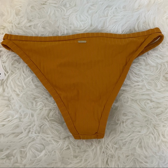 NWT Roxy ribbed swim bottoms - Picture 2 of 5